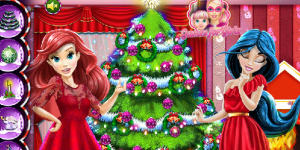 Disney Princesses & The Perfect Christmas Tree
